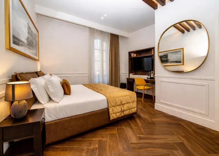 Umberto 34 Collection