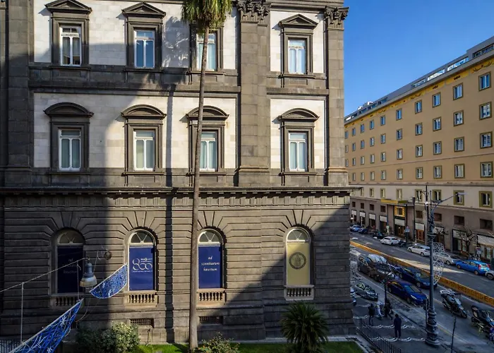 Umberto 34 Collection 3* Napels