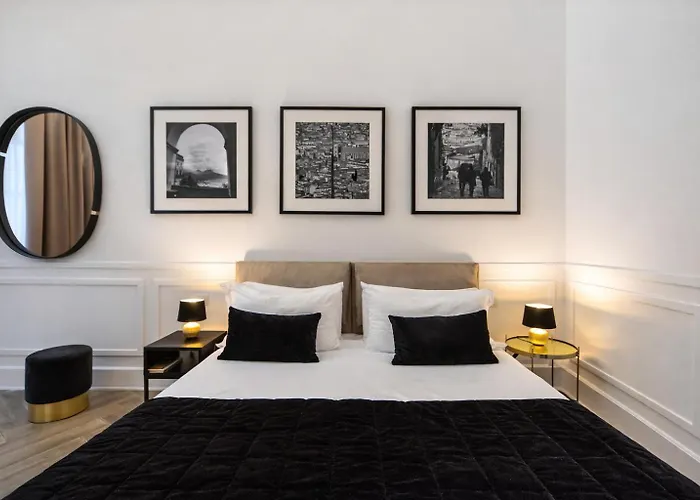 Umberto 34 Collection Gasthuis Napels