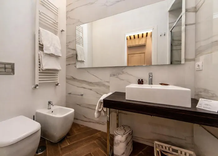 Gasthuis Umberto 34 Collection