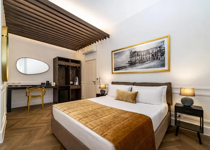 Gasthuis Umberto 34 Collection Napels