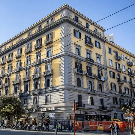 Umberto 34 Collection Naples